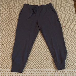Women’s lulu lemon joggers
